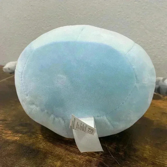 Tycho Squishmallow(Small) - Picture 4 of 5